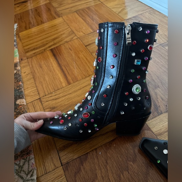 Azalea Wang Studded Boots Size 7 - Picture 5 of 9